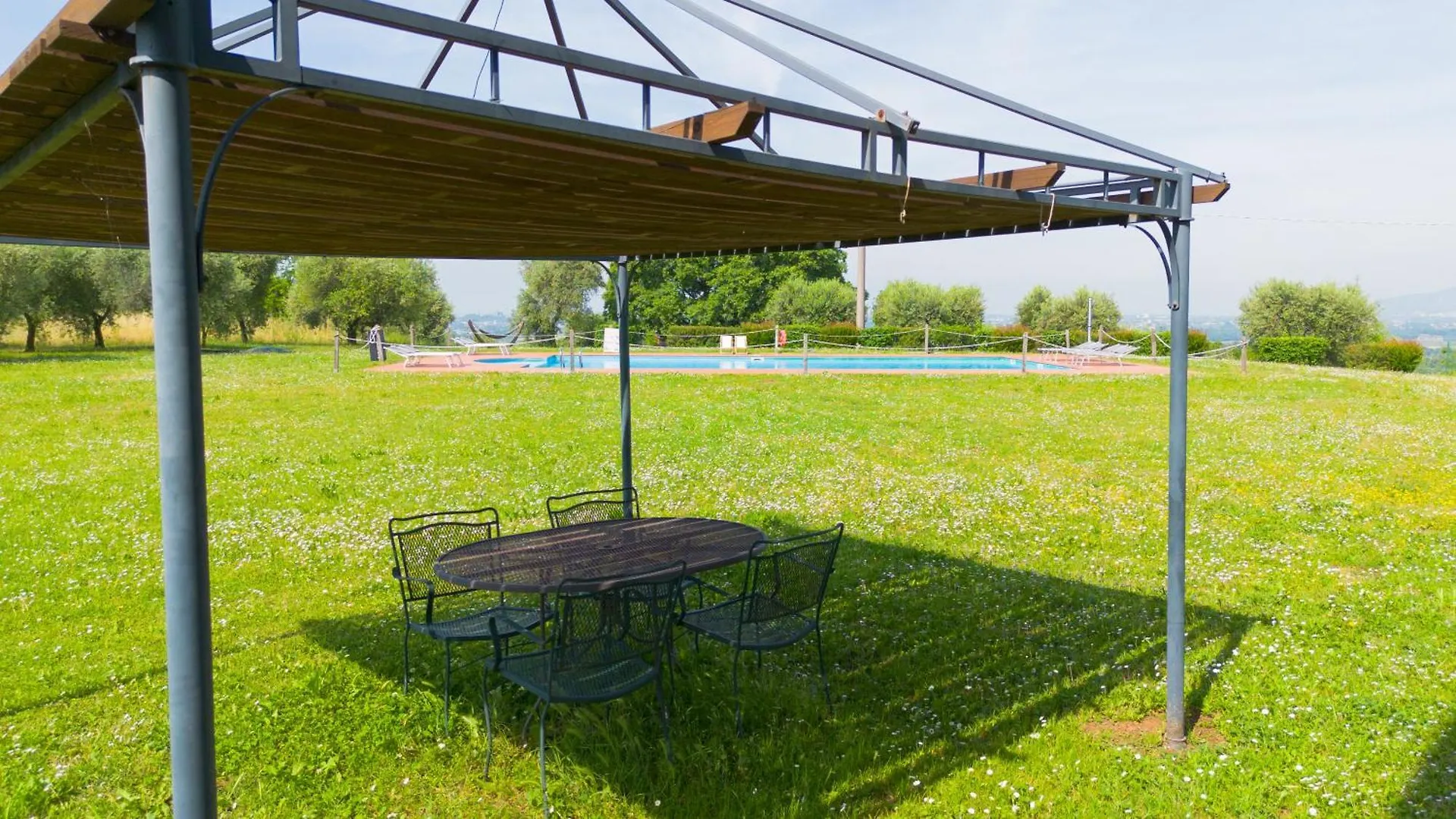 Breathtaking Lake View And Pool, Prato Verde Barcuzzi Italie
